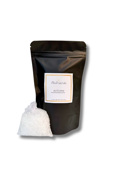 Autumn Moon Candle Autumn 3 pack of sachets in a black bag