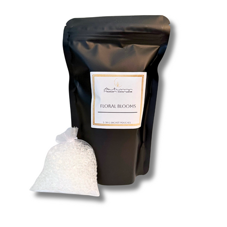 Autumn Moon Candle floral Blooms 3 pack of sachets in a black bag