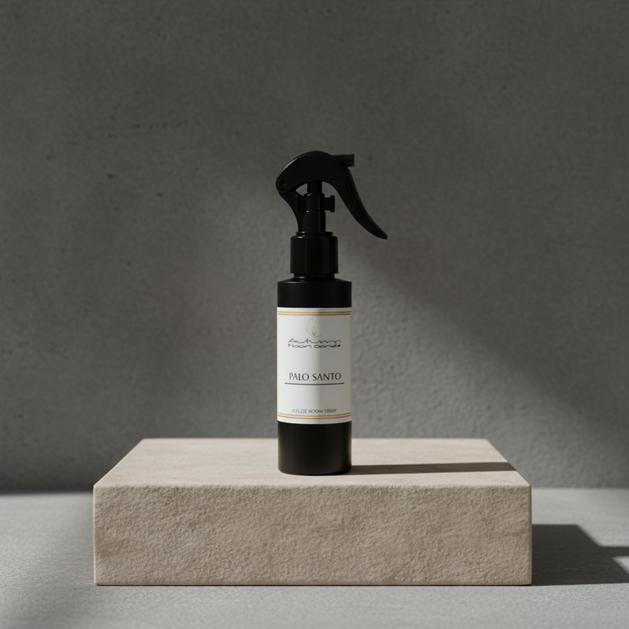 palo santo sandalwood woodsy masculine room spray autumn moon candle